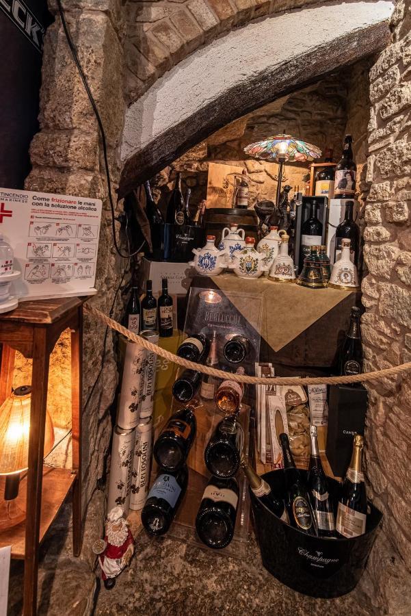 Locanda Cantina Di Bacco 圣马力诺 外观 照片