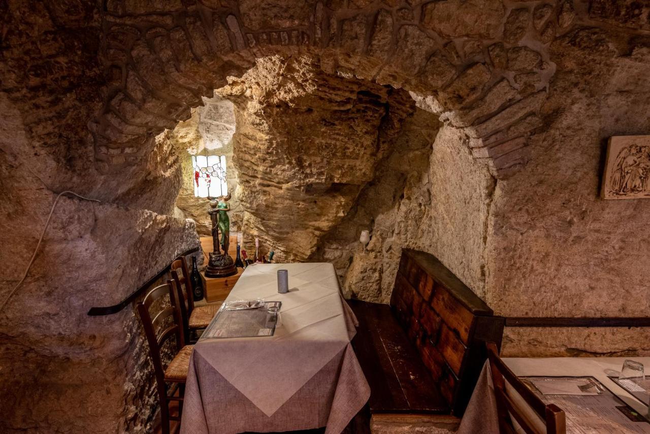 Locanda Cantina Di Bacco 圣马力诺 外观 照片