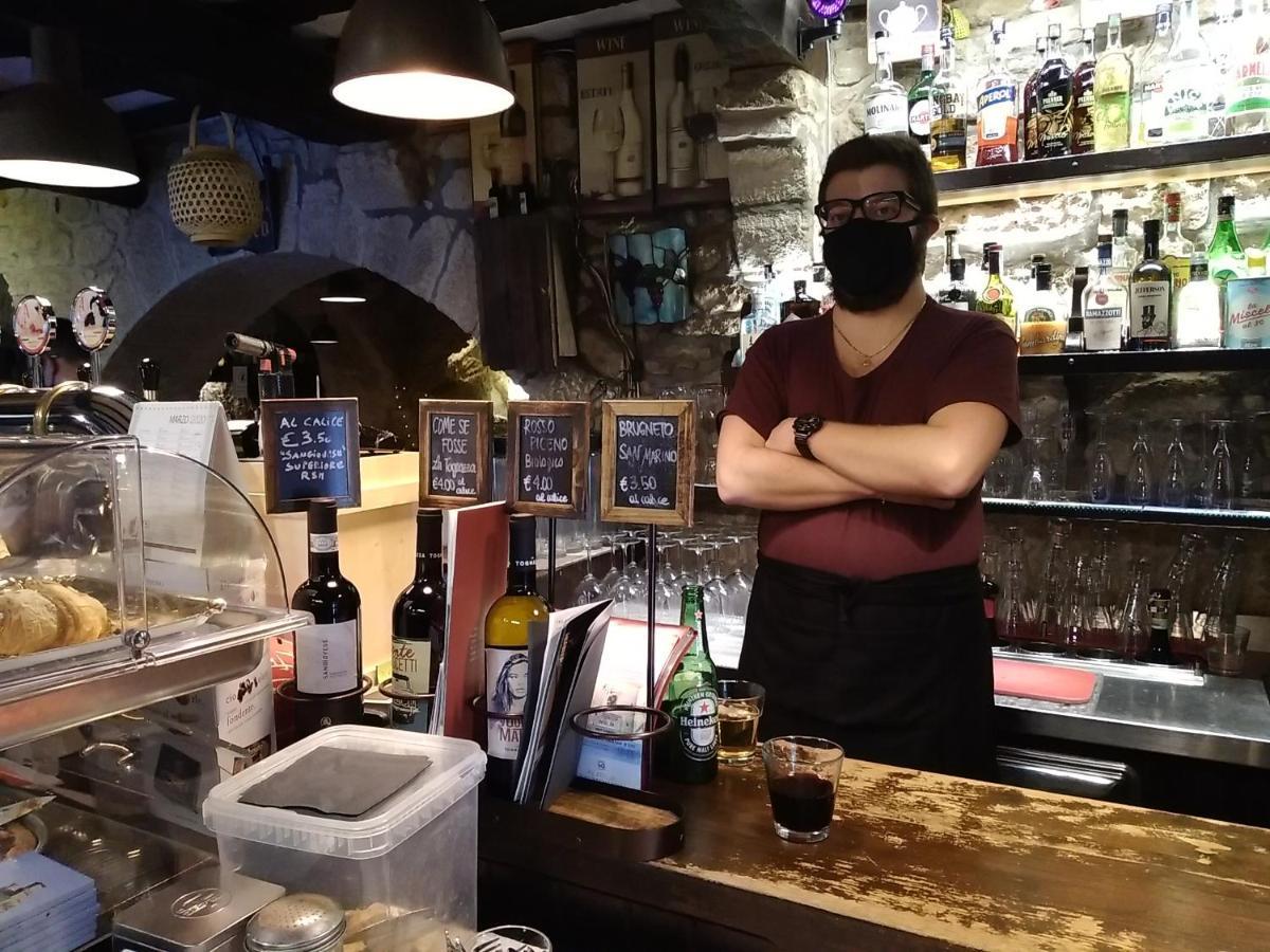 Locanda Cantina Di Bacco 圣马力诺 外观 照片