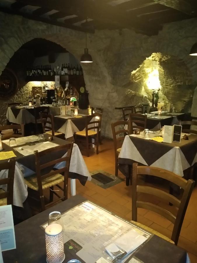 Locanda Cantina Di Bacco 圣马力诺 外观 照片