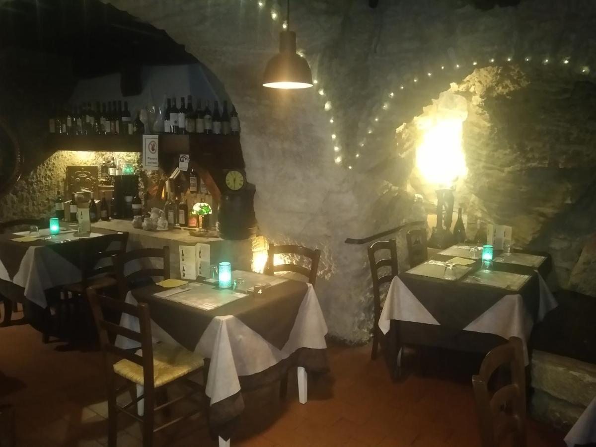 Locanda Cantina Di Bacco 圣马力诺 外观 照片