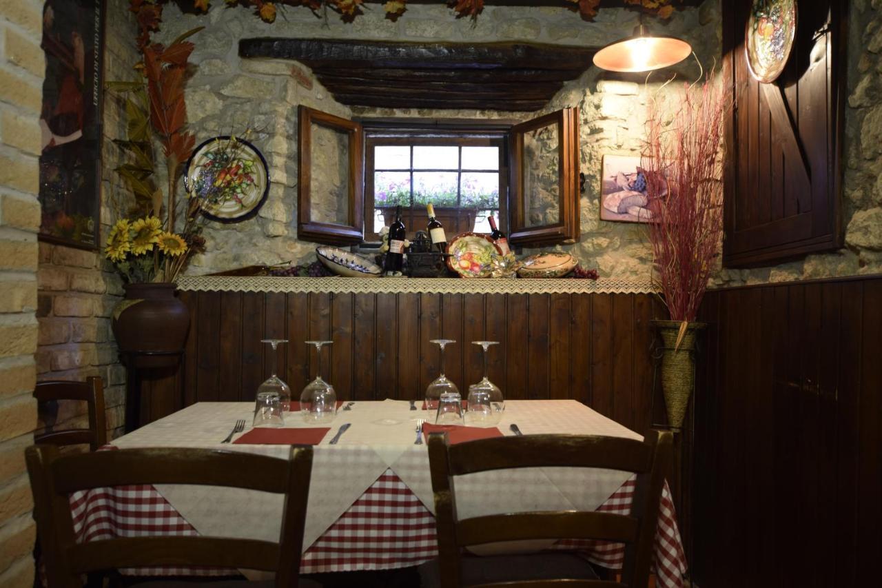 Locanda Cantina Di Bacco 圣马力诺 外观 照片