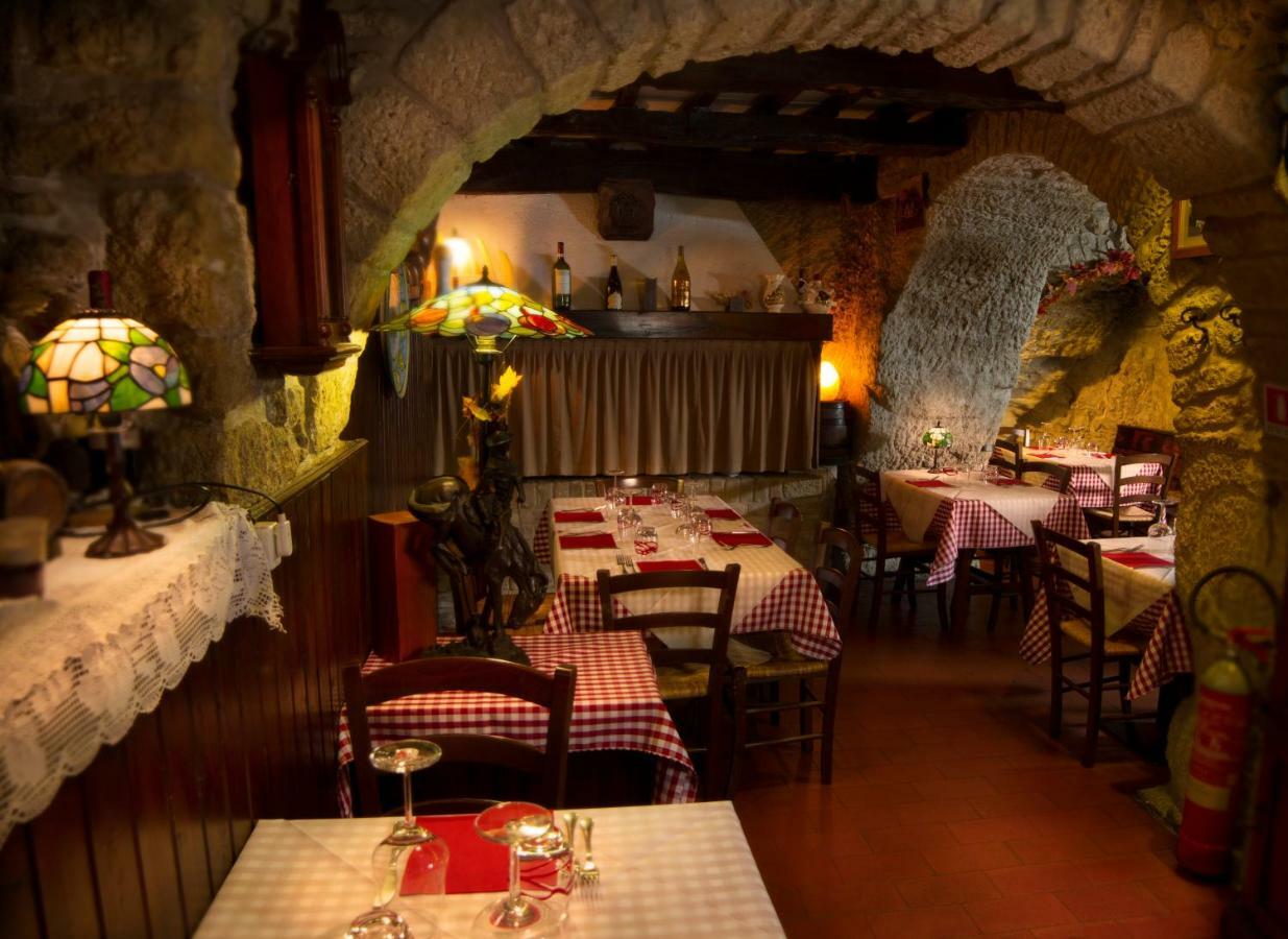 Locanda Cantina Di Bacco 圣马力诺 外观 照片