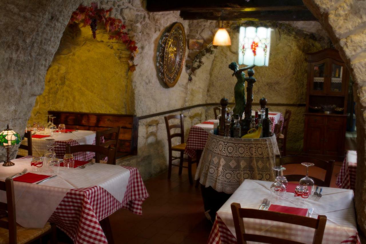Locanda Cantina Di Bacco 圣马力诺 外观 照片