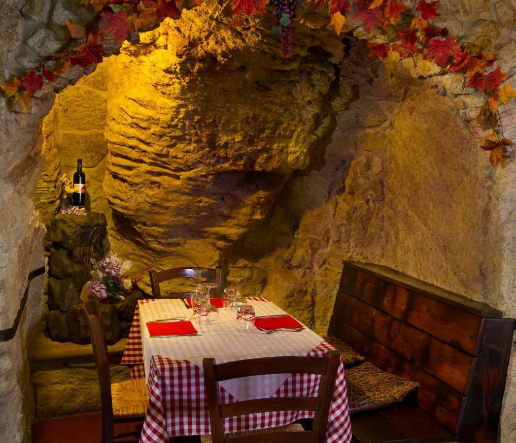 Locanda Cantina Di Bacco 圣马力诺 外观 照片