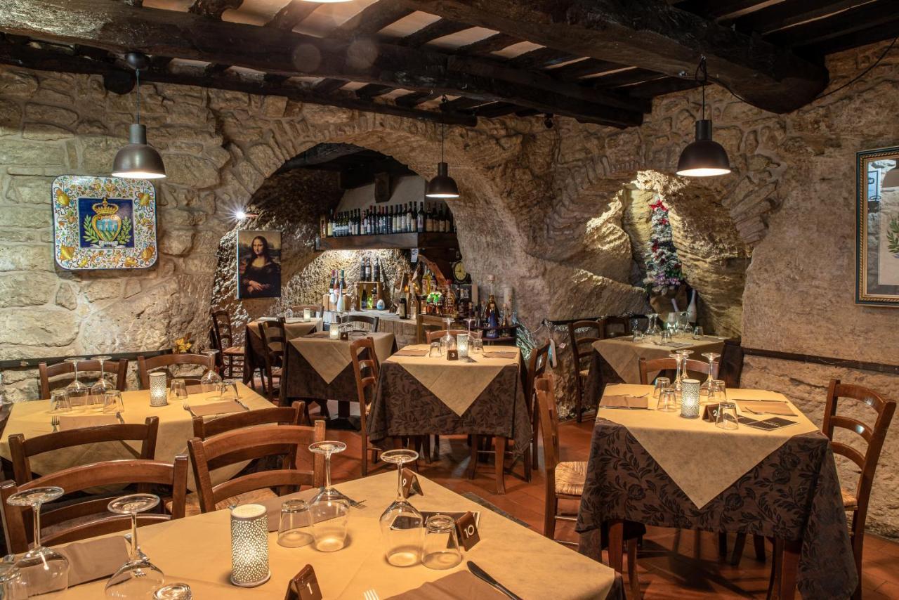 Locanda Cantina Di Bacco 圣马力诺 外观 照片